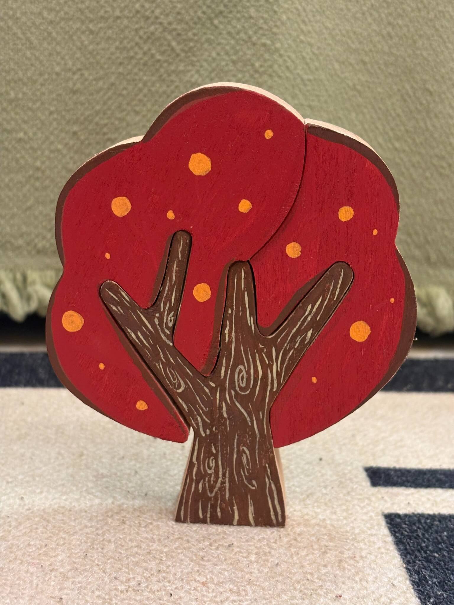 Real customer red scallop shaped painted wooden tree